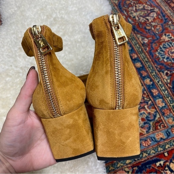 Good American Square Toe Suede Ankle Strap Block Heels Sandal Amber - Picture 3 of 5